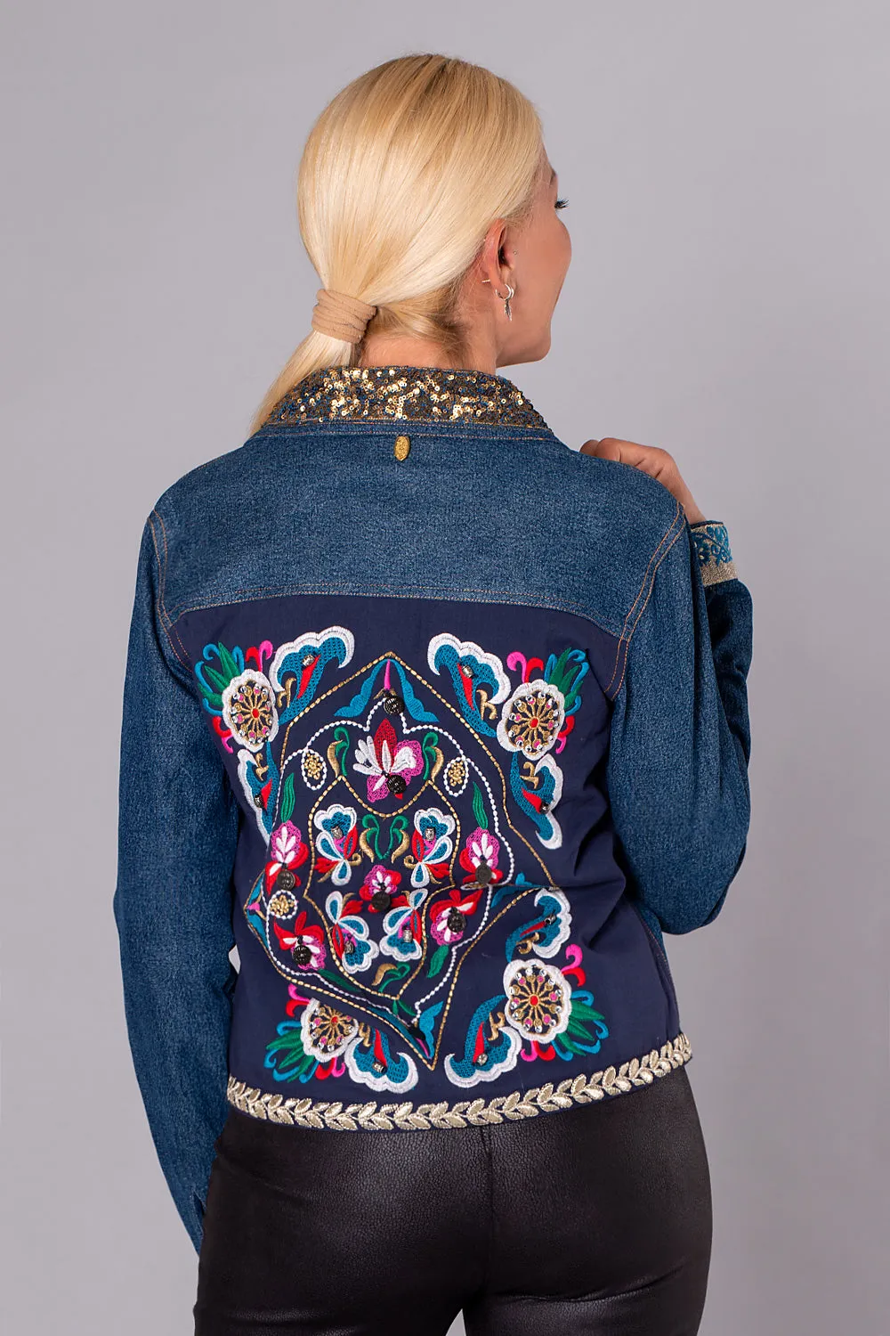 JACKET JEANS BOHO ME KENTHMΑ ΣΤΗΝ ΠΛΑΤΗ