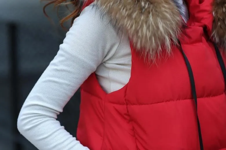 Long Winter Women's Vest With Fur Collar