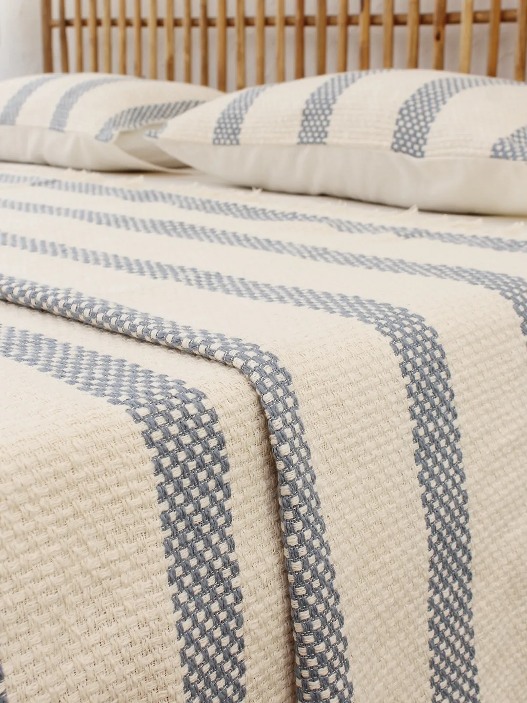 Shivalik Double Bedcover (Dark Blue)